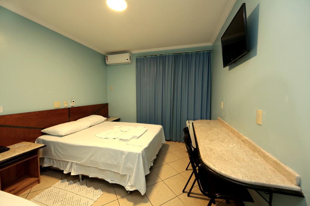 Hotel Rouver Foz do Iguaçu Esterno foto
